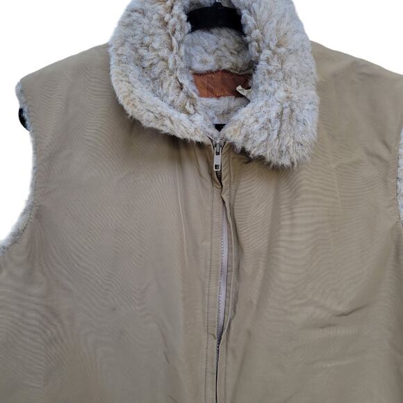 Woolrich USA Large 36 Vintage Puffy Arctic Cargo Vest Tan Nylon Sz Men Sz 36 - Picture 13 of 13